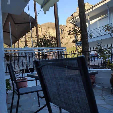 דירה Chrysanty's Tea House *