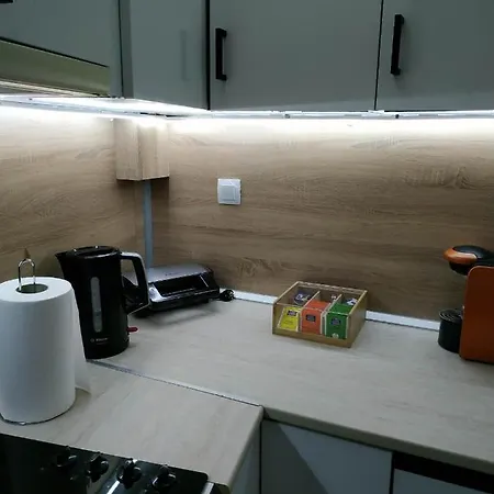 Chrysanty's Tea House Apartament