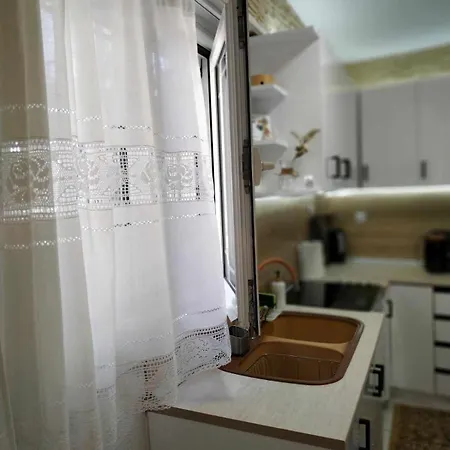 Apartament Chrysanty's Tea House