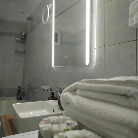 Apartament Chrysanty's Tea House *