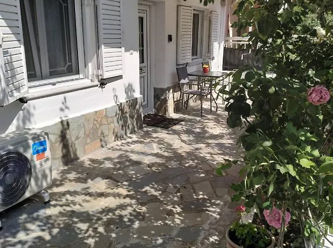 Chrysanty's Tea House * Kalambaka