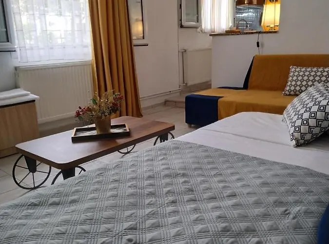 Apartment Chrysanty's Tea House