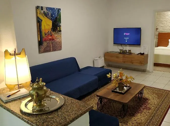 Apartment Chrysanty's Tea House *