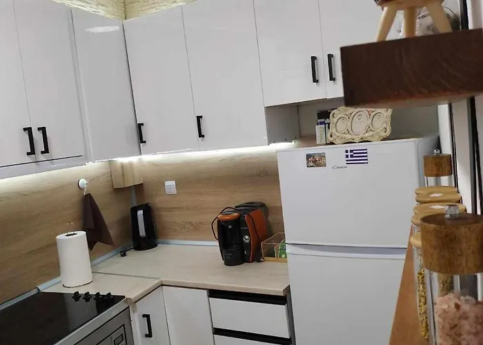 Chrysanty's Tea House *