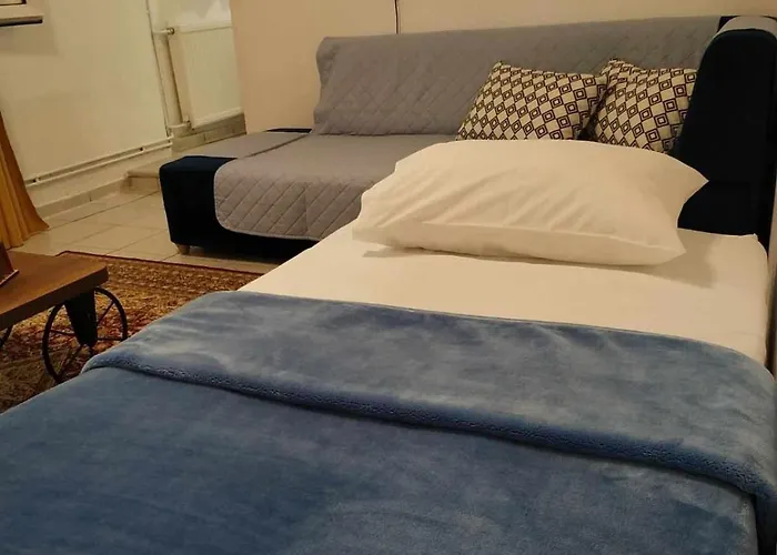 Apartment Chrysanty's Tea House