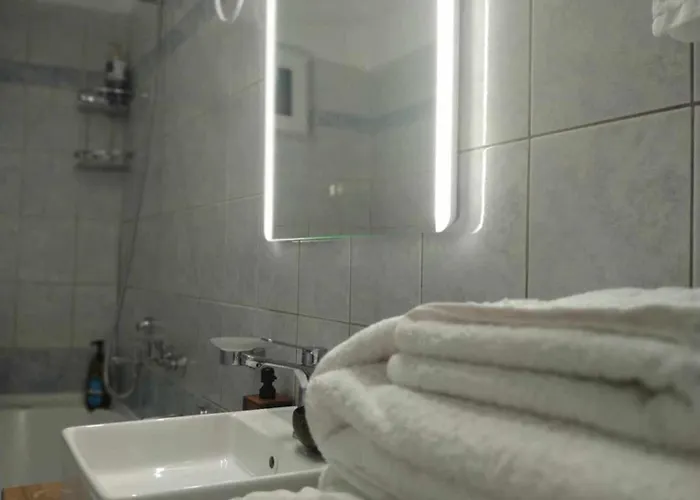 Apartment Chrysanty's Tea House *