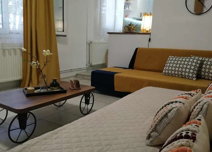 Chrysanty's Tea House * Kalambaka